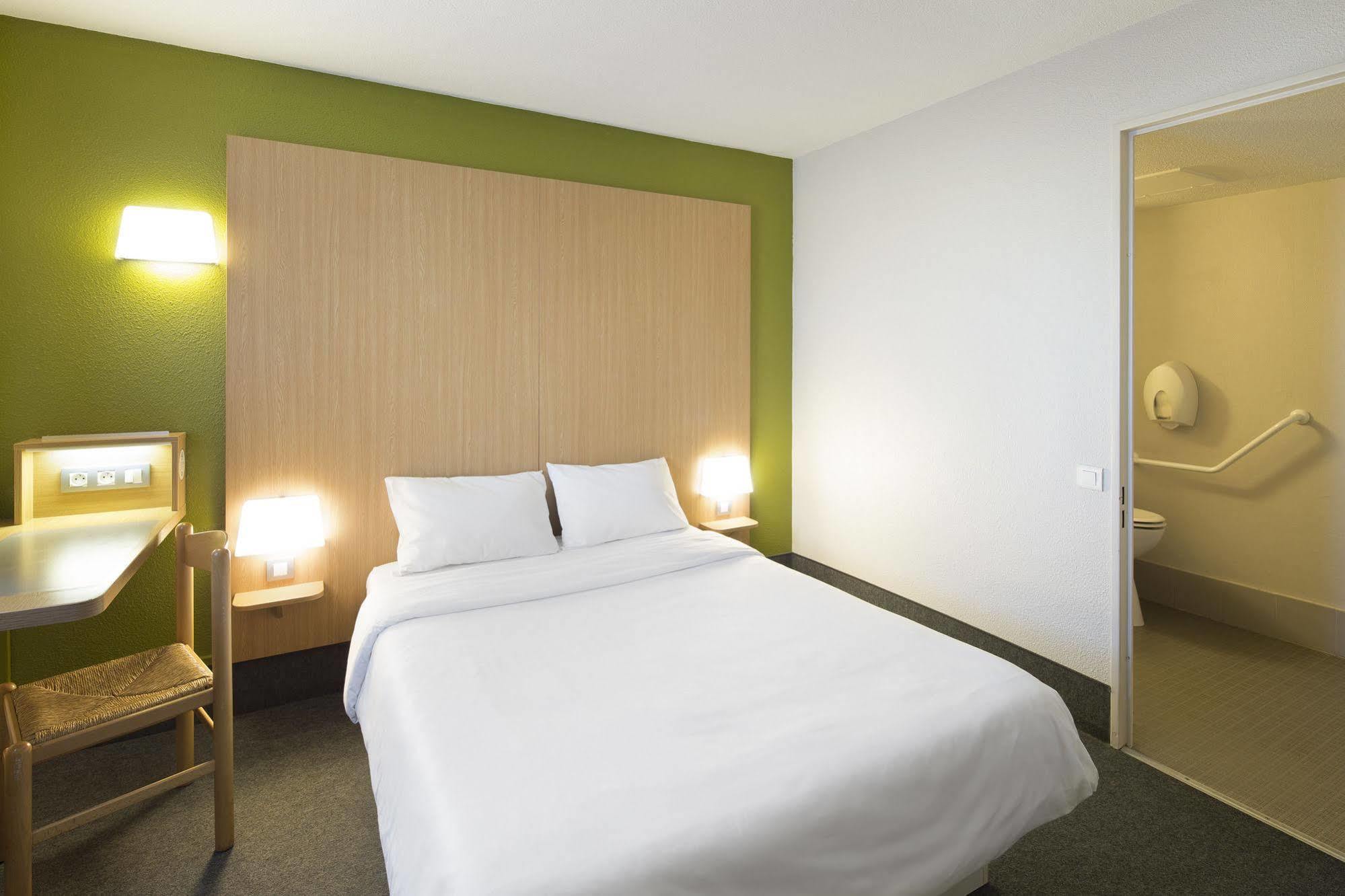 B&B Hotel Aix En Provence Le Tholonet Екстер'єр фото